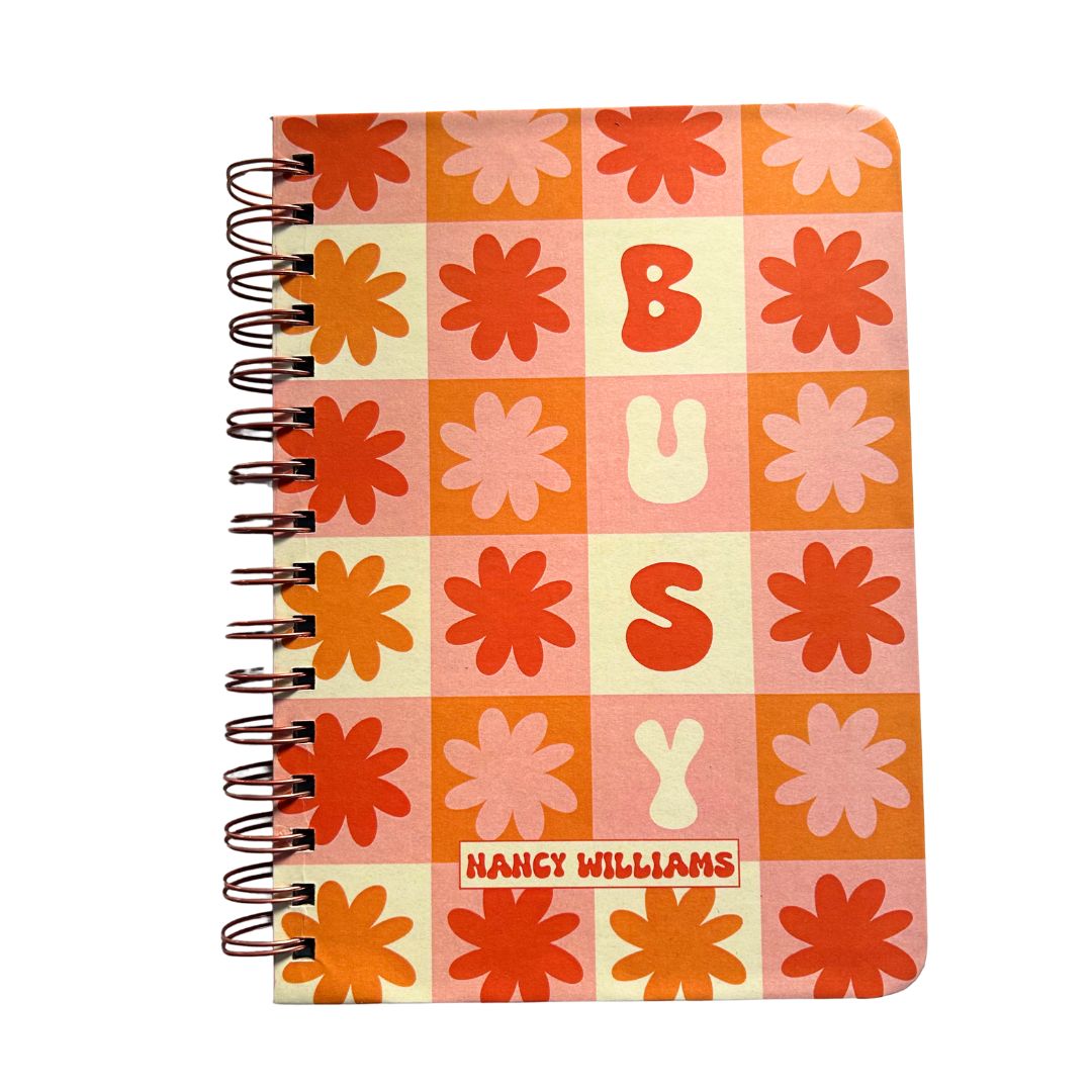 Undated Yearly Planner- Busy bee | Personalized with your name