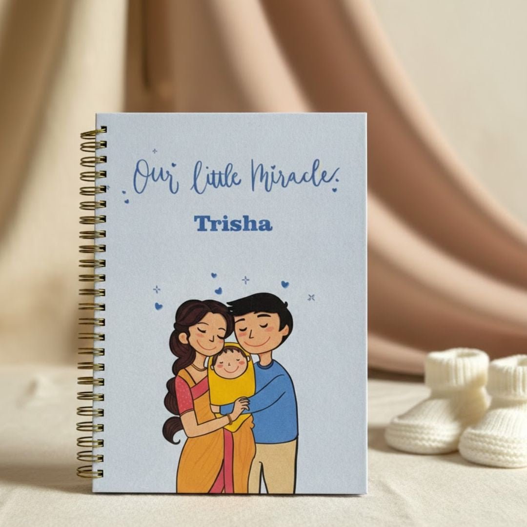 Baby memory book | Personalized with the name | 0 to 4 years | A5 Size | Little Family - Bop Canvases