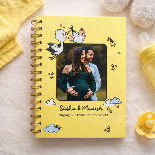 Twin Pregnancy Journal - Picture & Name personalized | Desgined for 9 months (Double trouble - Yellow) - Bop Canvases